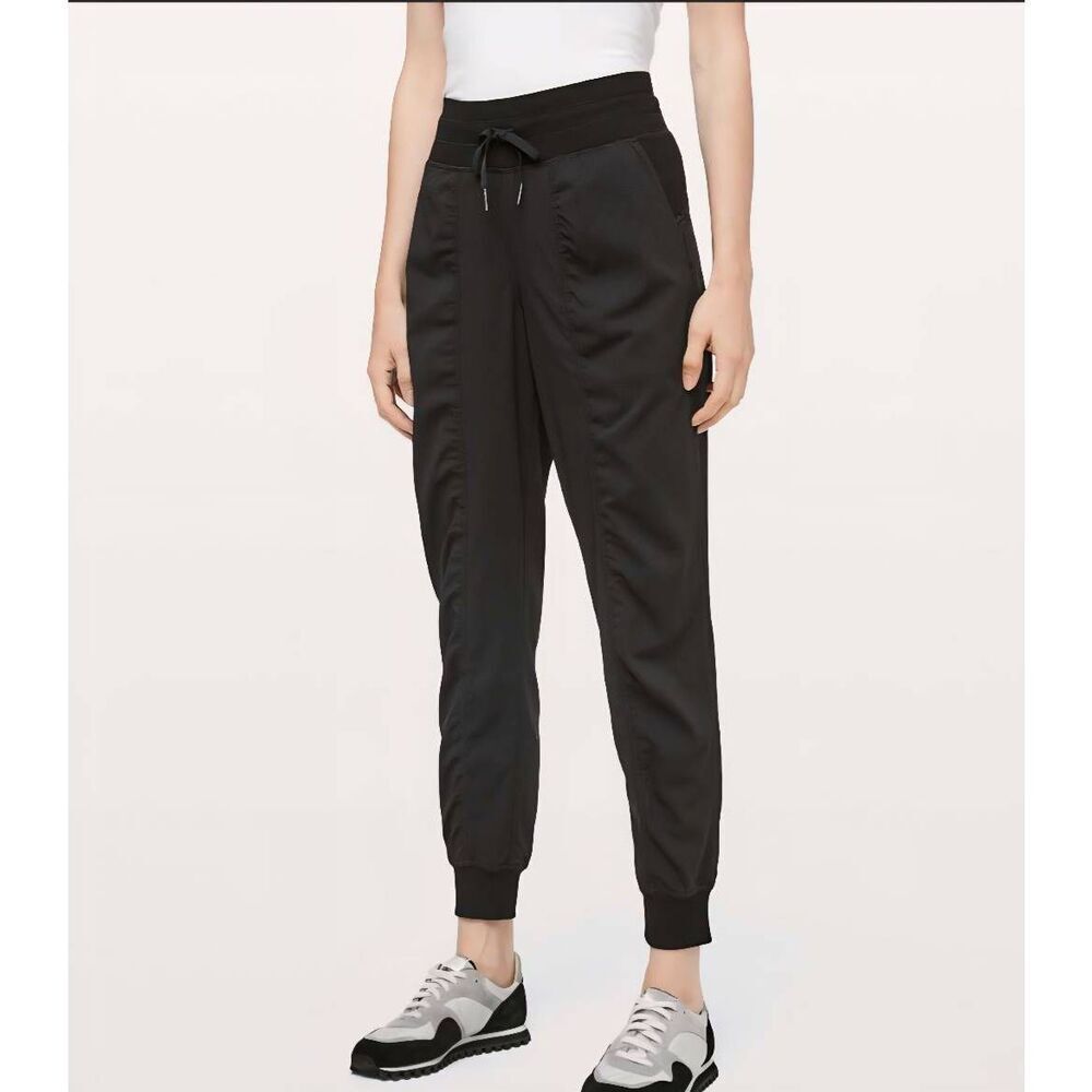 Lululemon Dance Studio Jogger 29" Size 4